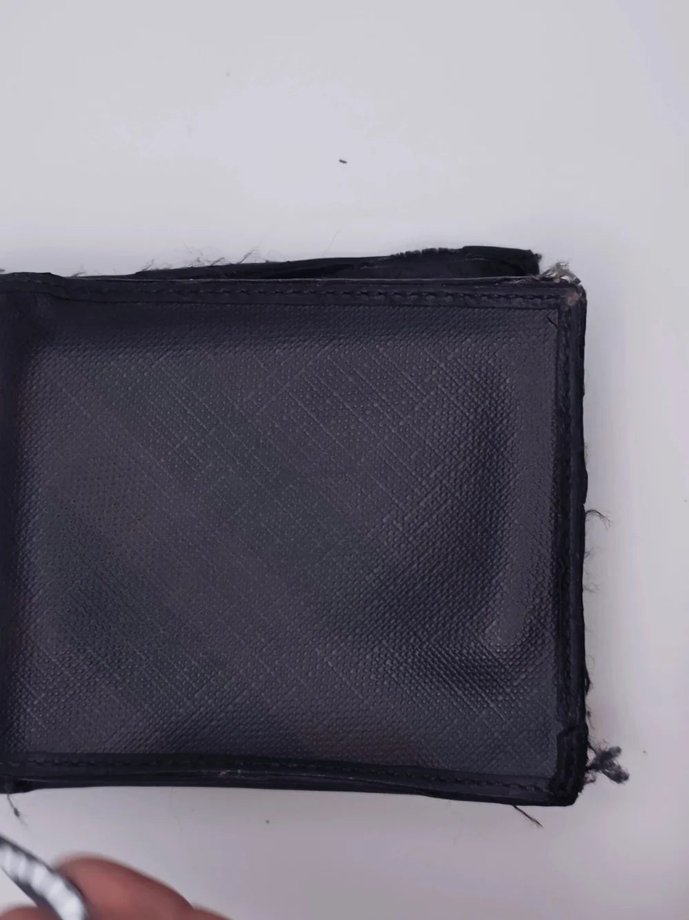 Burberry Black Men's Leather Bifold Card & Key Holder